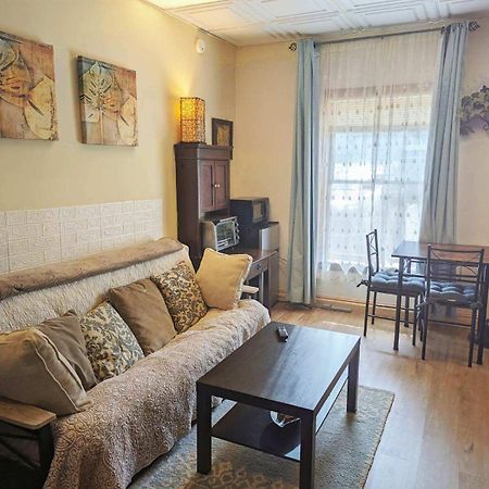 Uptown Area, Cozy King Suite, Quiet And Private, Free Parking, Walk To Restaurants Charlotte Exterior foto